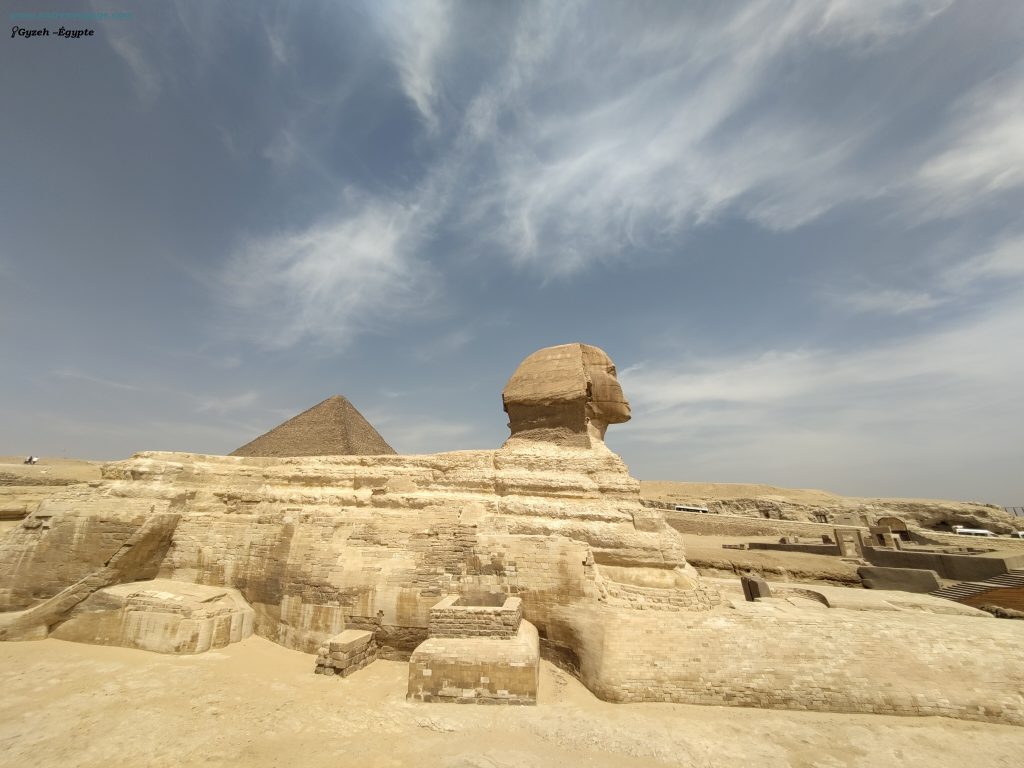 Noirenvoyage à Gyzeh pyramide et sphinx