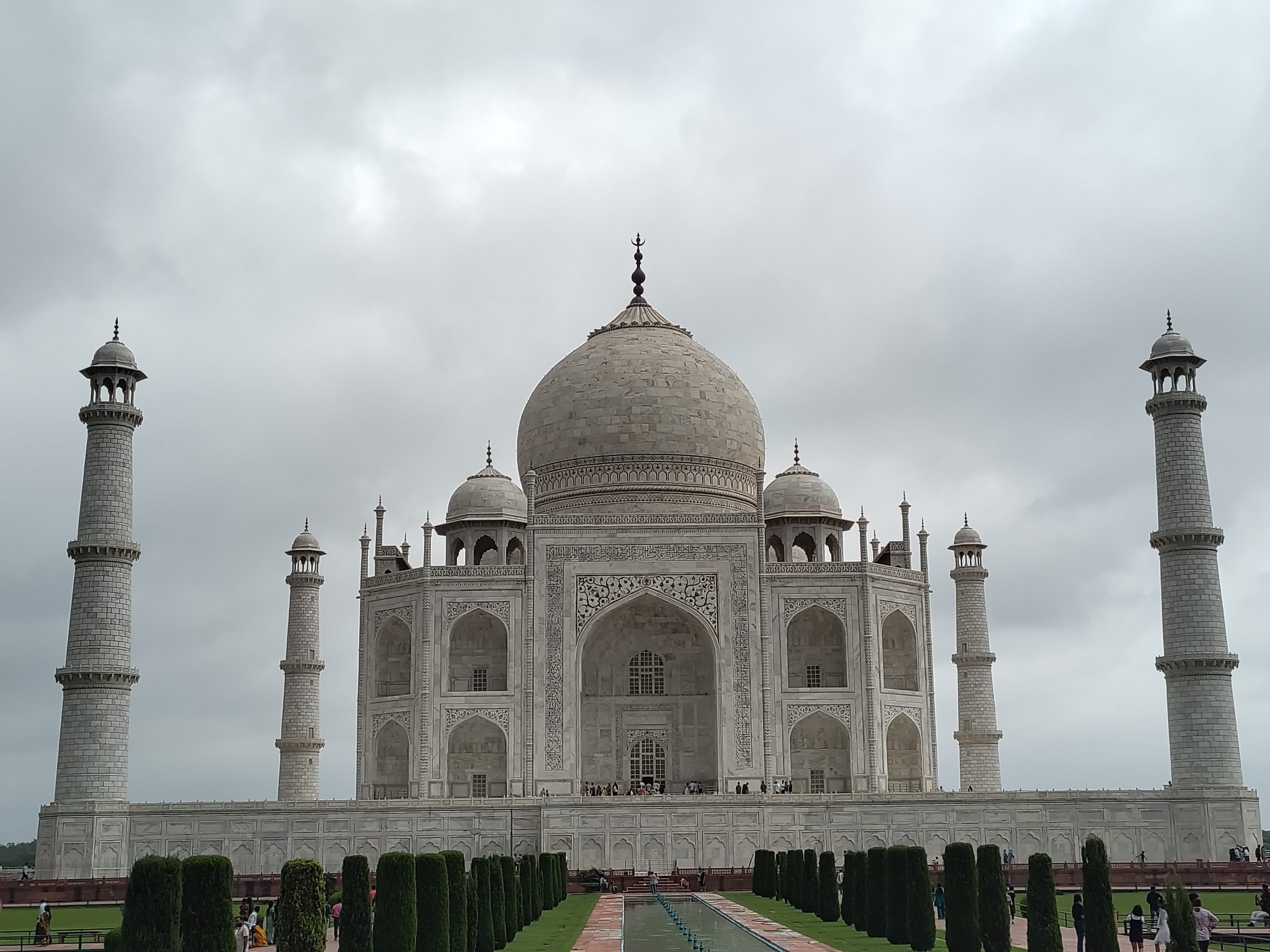 Le Taj Mahal : Un Voyage dans le Temps et l’Amour